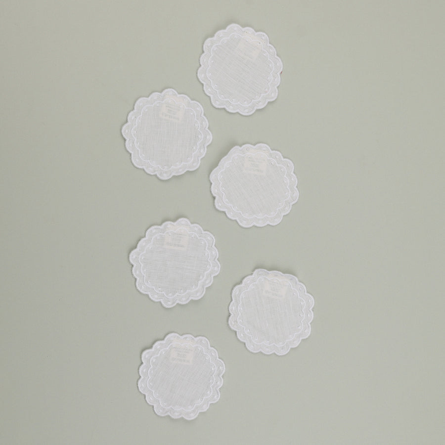 Bolinhas Coaster, 100% White Linen with White Embroidery, 10 cm diameter (Set of 6 Pcs)