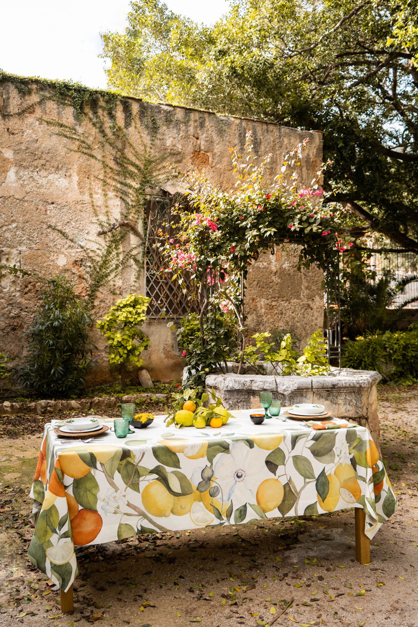 Amalfi Linen Tablecloth