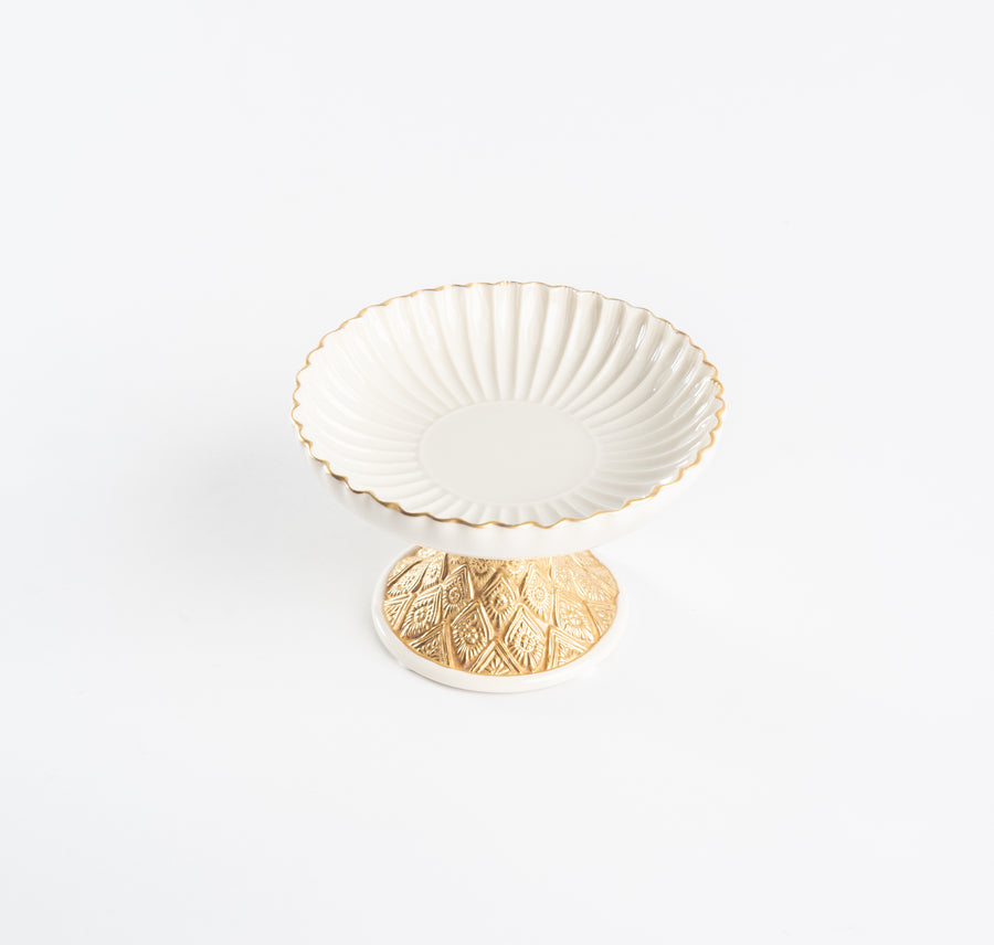 Pleated Sweets Stand, White & Gold