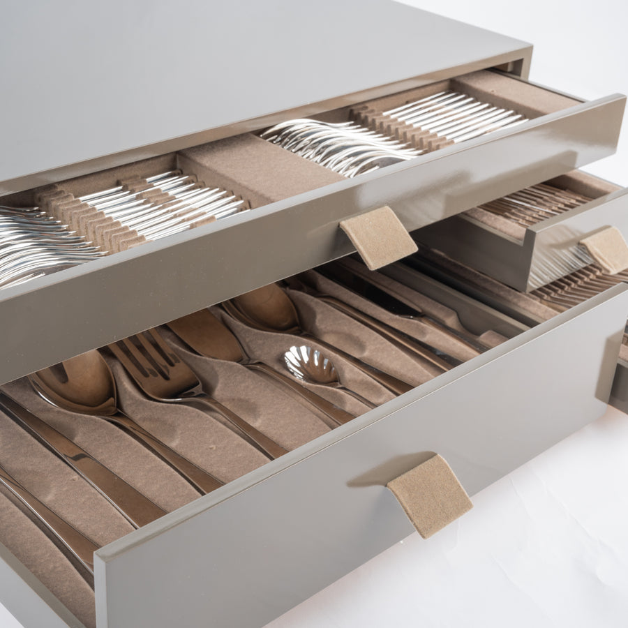 New Silhouette 130-piece Silver Cutlery Set